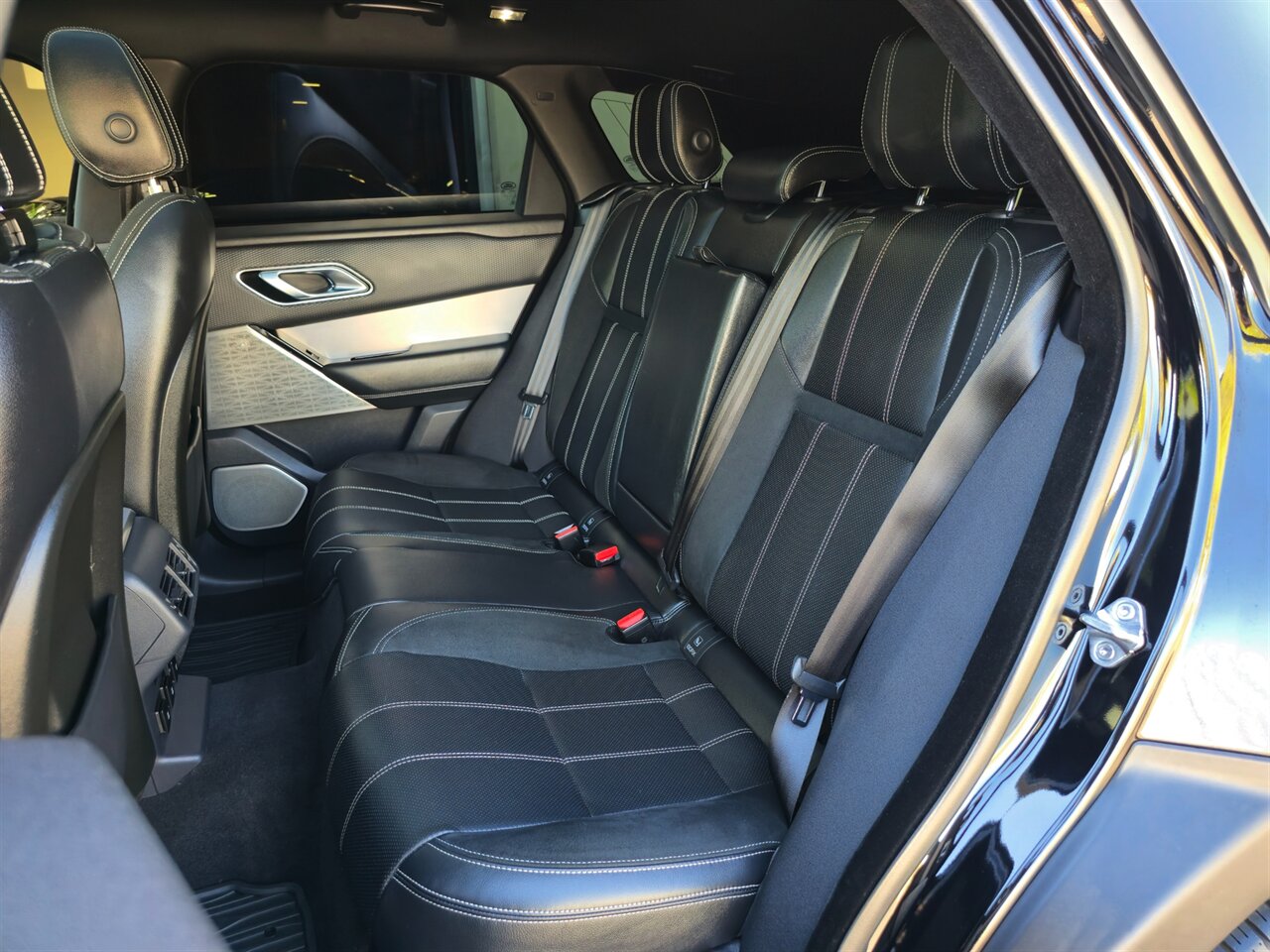 2020 Land Rover Range Rover Velar P340 R-Dynamic S - Photo 29 - Mesa, AZ 85215