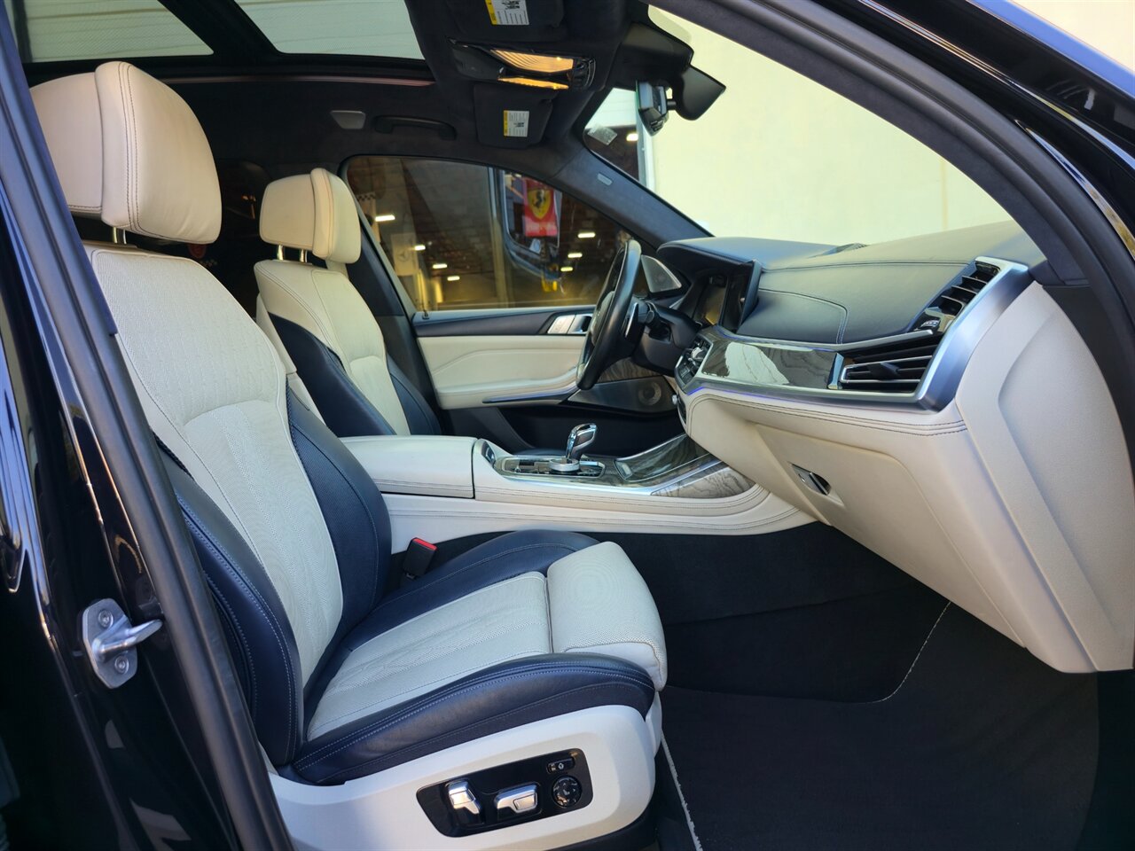 2019 BMW X7 xDrive50i - Photo 27 - Mesa, AZ 85215