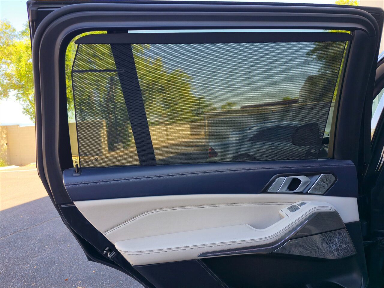 2019 BMW X7 xDrive50i - Photo 31 - Mesa, AZ 85215