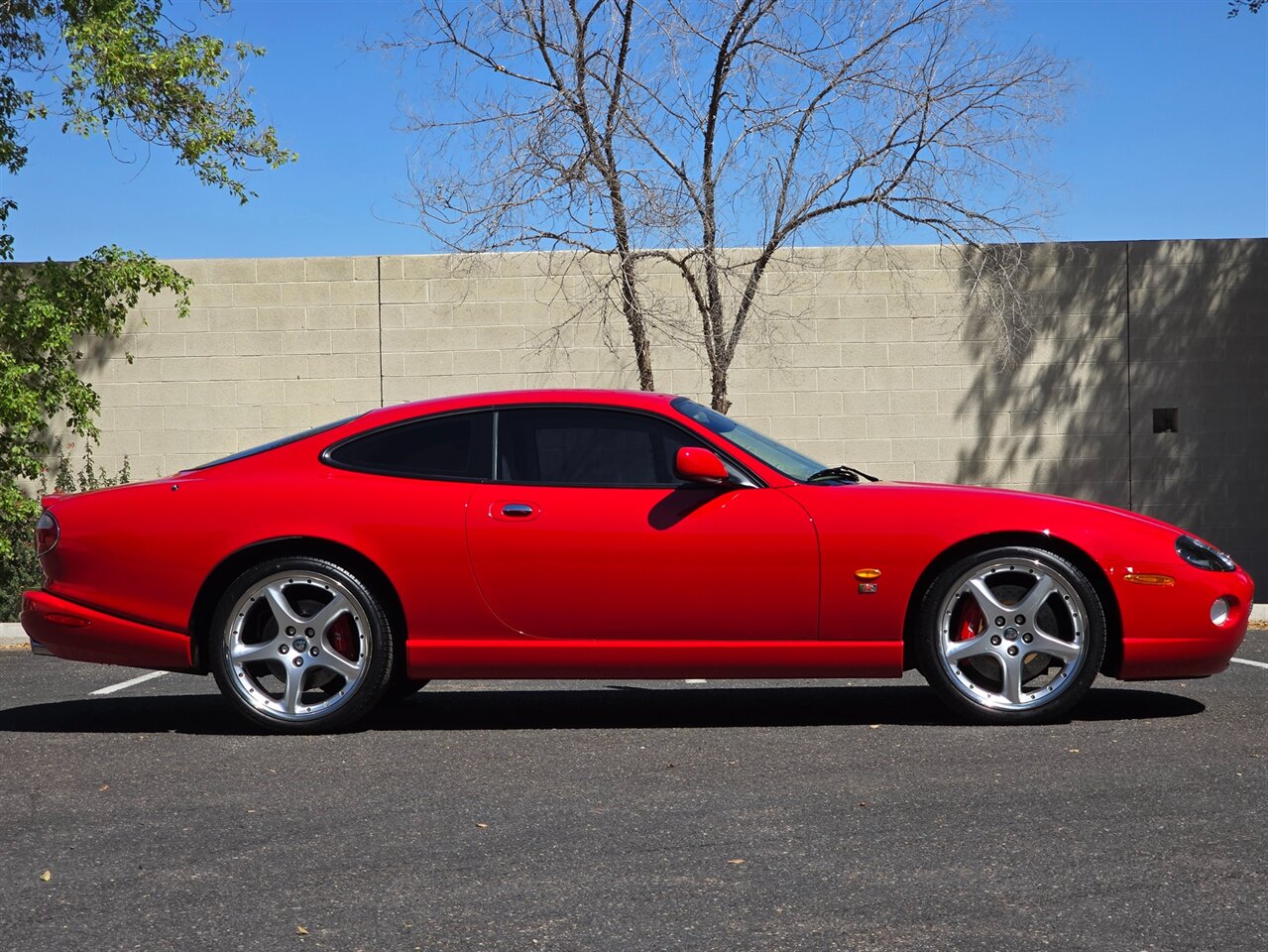 2005 Jaguar XKR Coupe   - Photo 11 - Mesa, AZ 85215