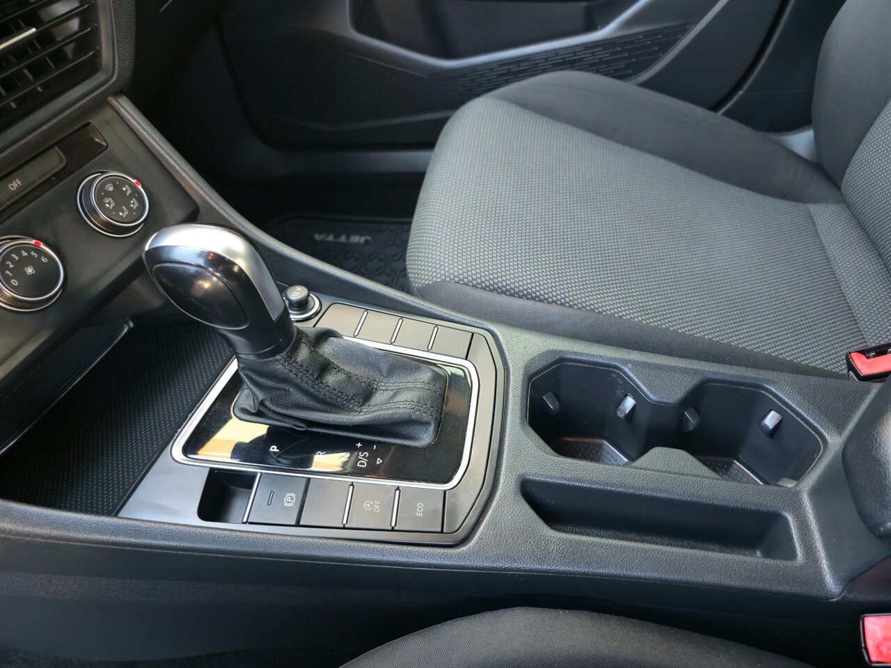 2019 Volkswagen Jetta S   - Photo 22 - Mesa, AZ 85215