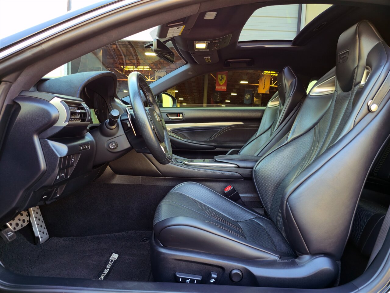 2015 Lexus RC F   - Photo 15 - Mesa, AZ 85215