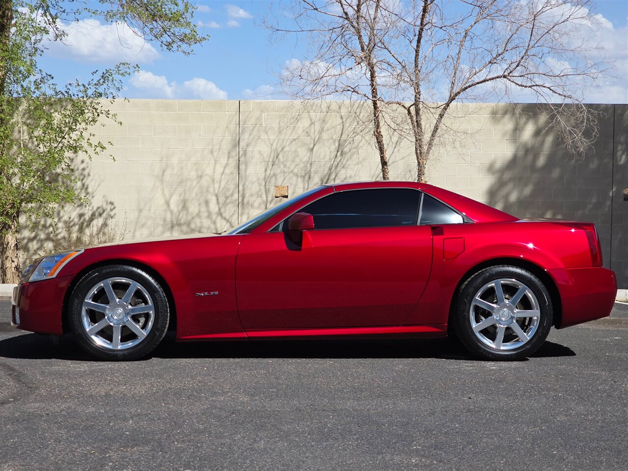 2006 Cadillac XLR photo 8