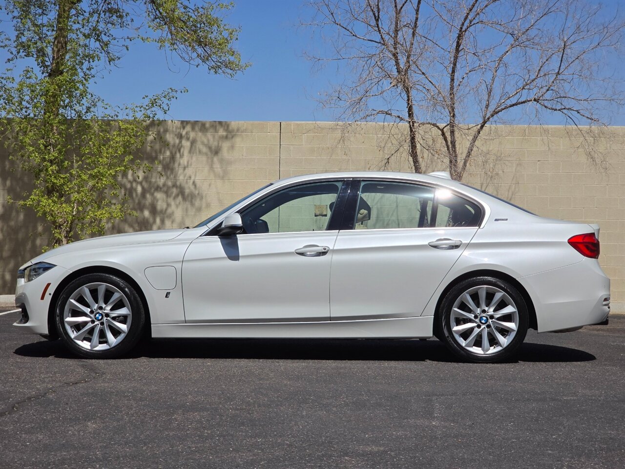 2017 BMW 330e iPerformance - Photo 7 - Mesa, AZ 85215