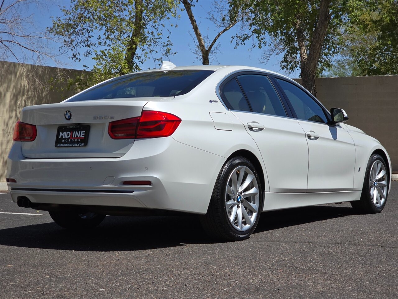 2017 BMW 330e iPerformance - Photo 10 - Mesa, AZ 85215