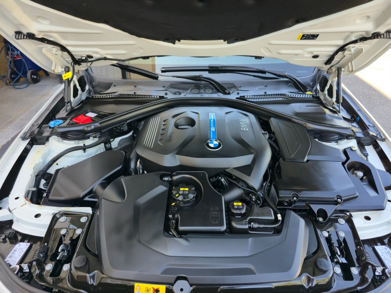 2017 BMW 330e iPerformance - Photo 37 - Mesa, AZ 85215