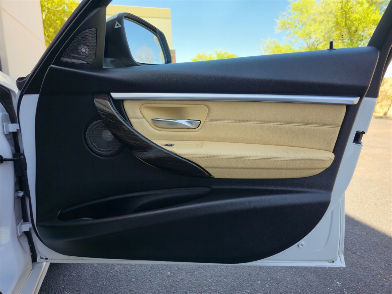 2017 BMW 330e iPerformance - Photo 24 - Mesa, AZ 85215
