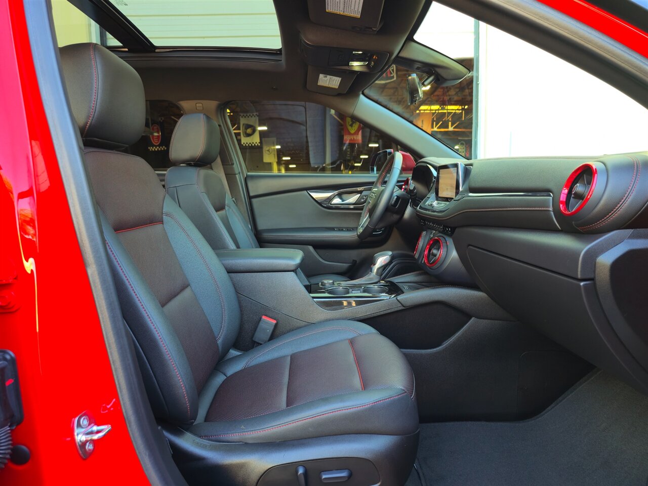 2022 Chevrolet Blazer RS - Photo 22 - Mesa, AZ 85215
