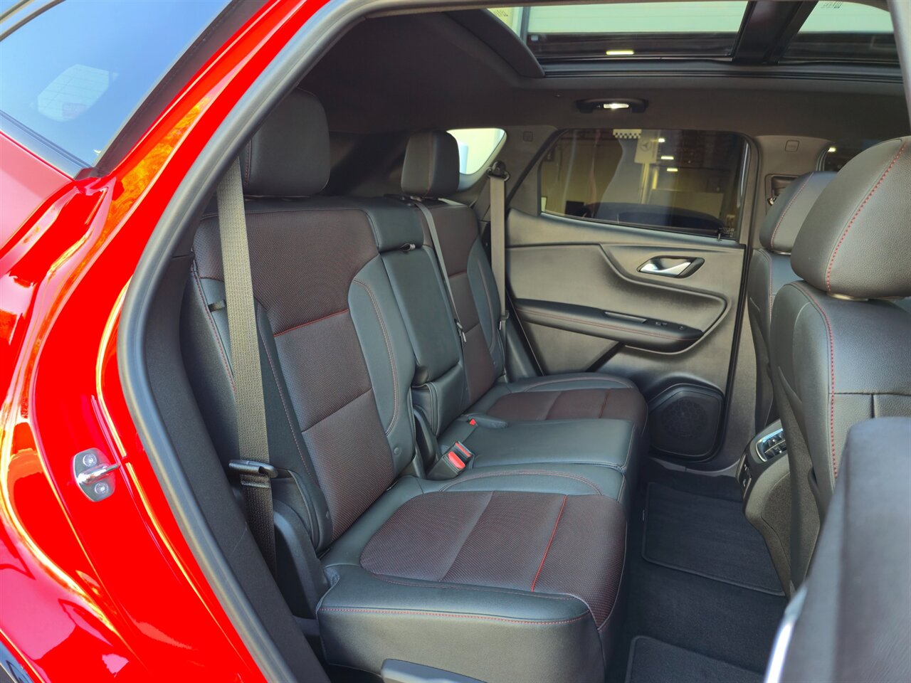 2022 Chevrolet Blazer RS - Photo 32 - Mesa, AZ 85215