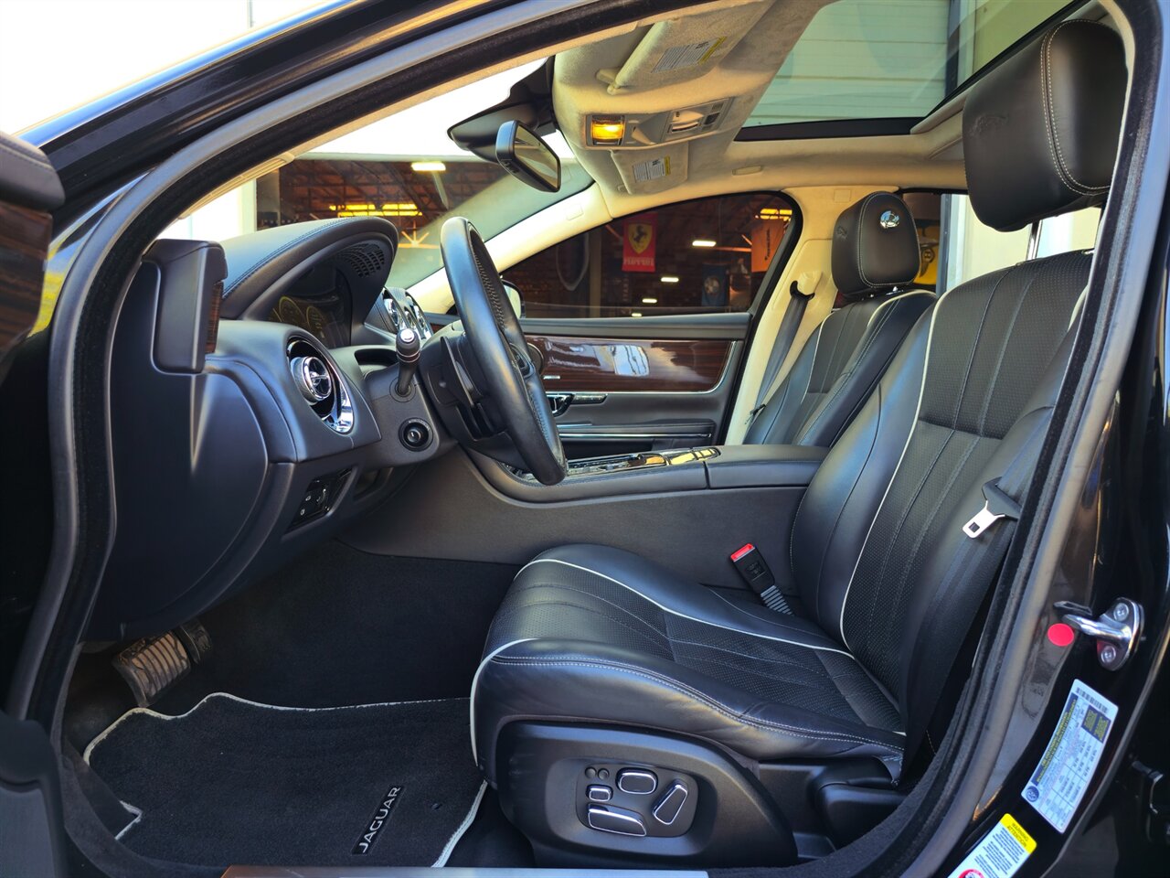 2014 Jaguar XJL Portfolio - Photo 15 - Mesa, AZ 85215