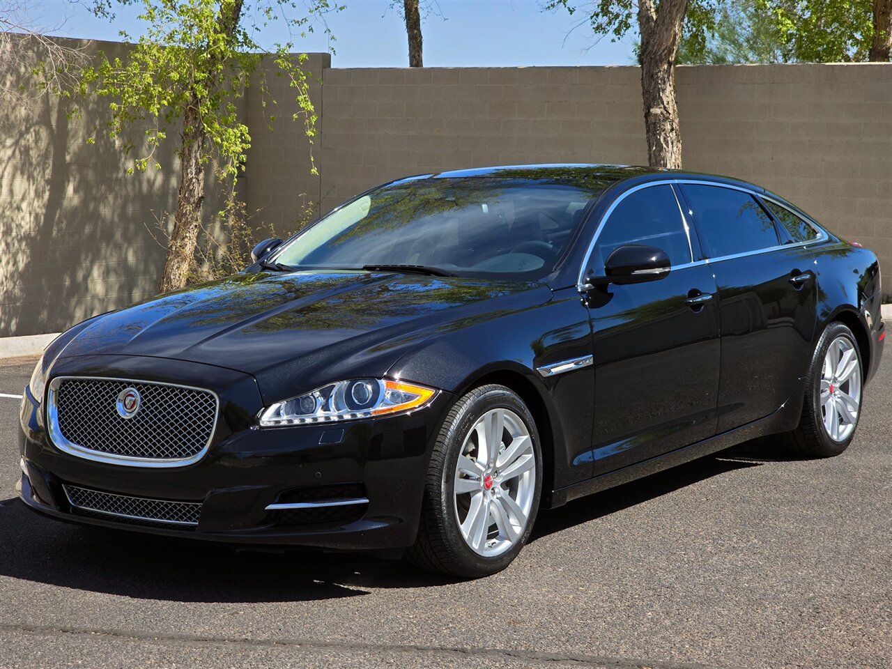 2014 Jaguar XJL Portfolio - Photo 6 - Mesa, AZ 85215