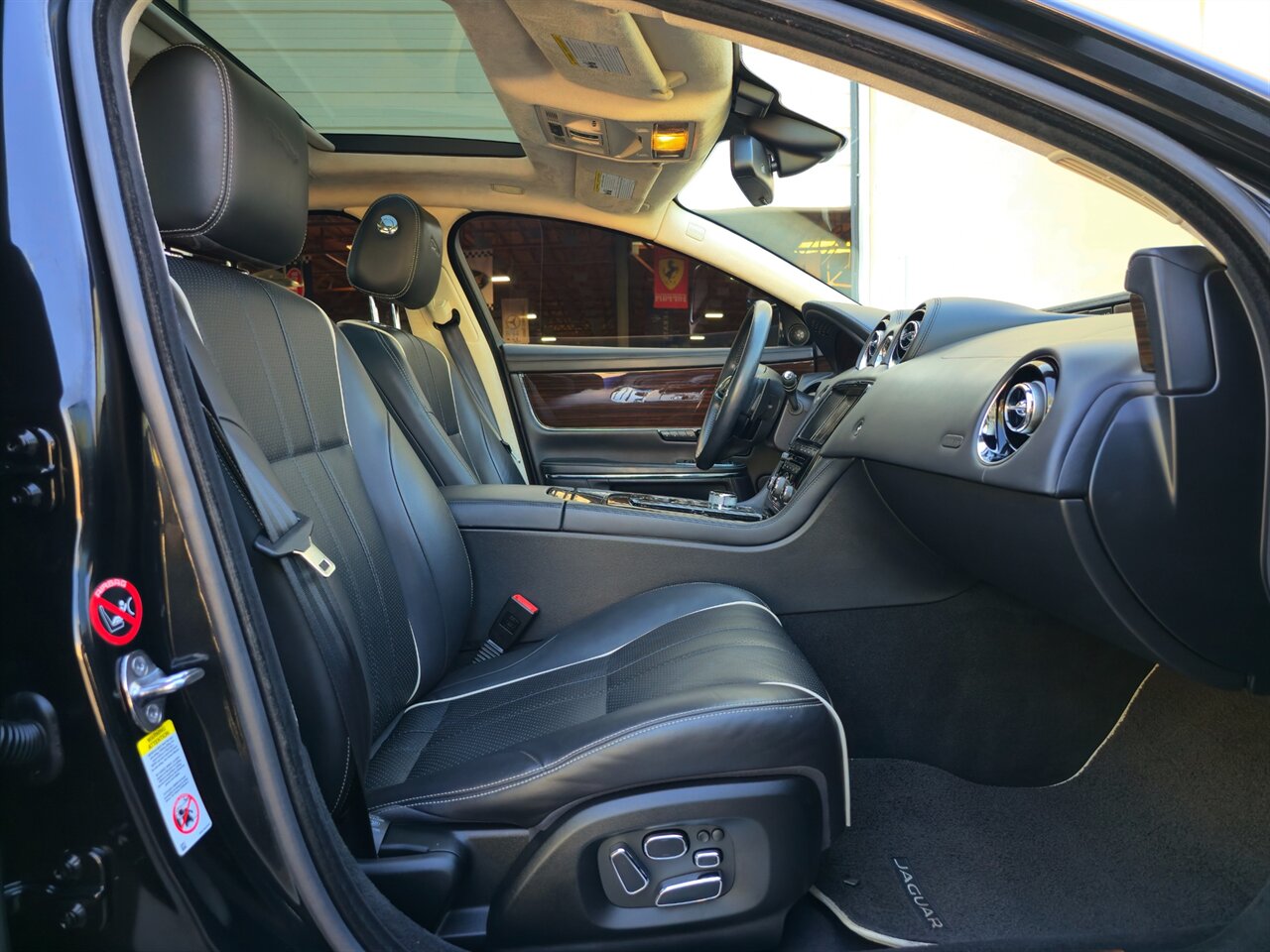 2014 Jaguar XJL Portfolio - Photo 28 - Mesa, AZ 85215