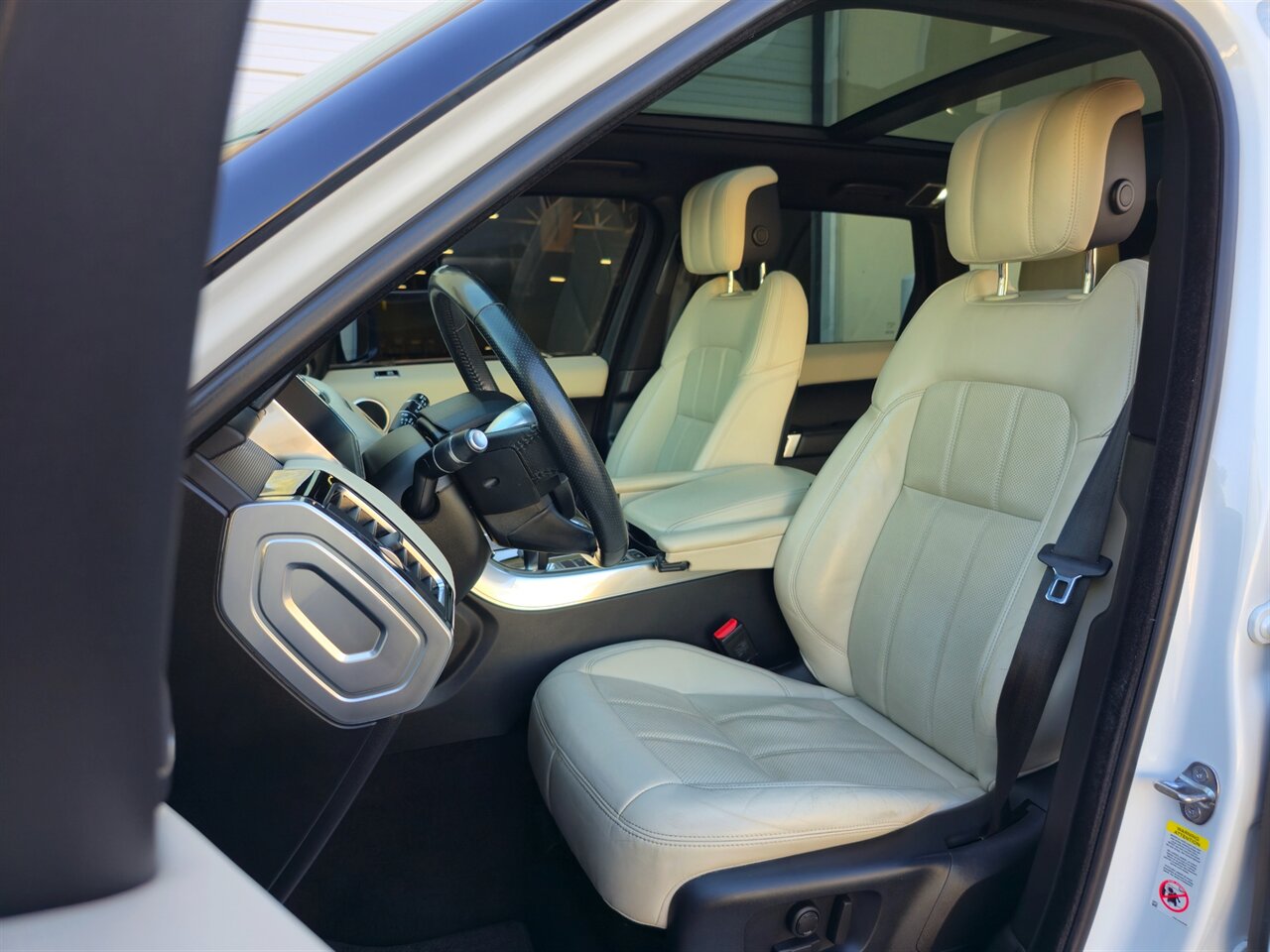 2019 Land Rover Range Rover Sport HSE - Photo 14 - Mesa, AZ 85215