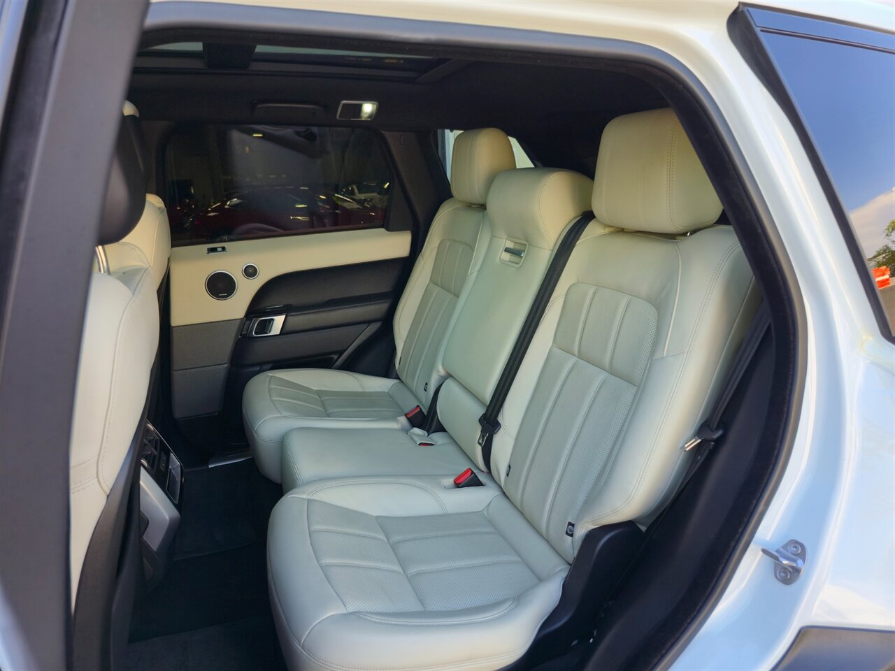 2019 Land Rover Range Rover Sport HSE - Photo 29 - Mesa, AZ 85215