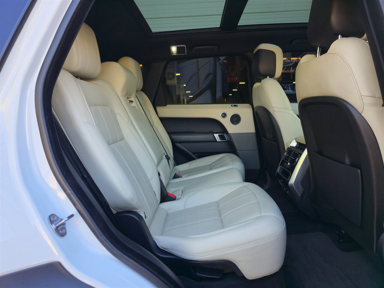 2019 Land Rover Range Rover Sport HSE - Photo 33 - Mesa, AZ 85215