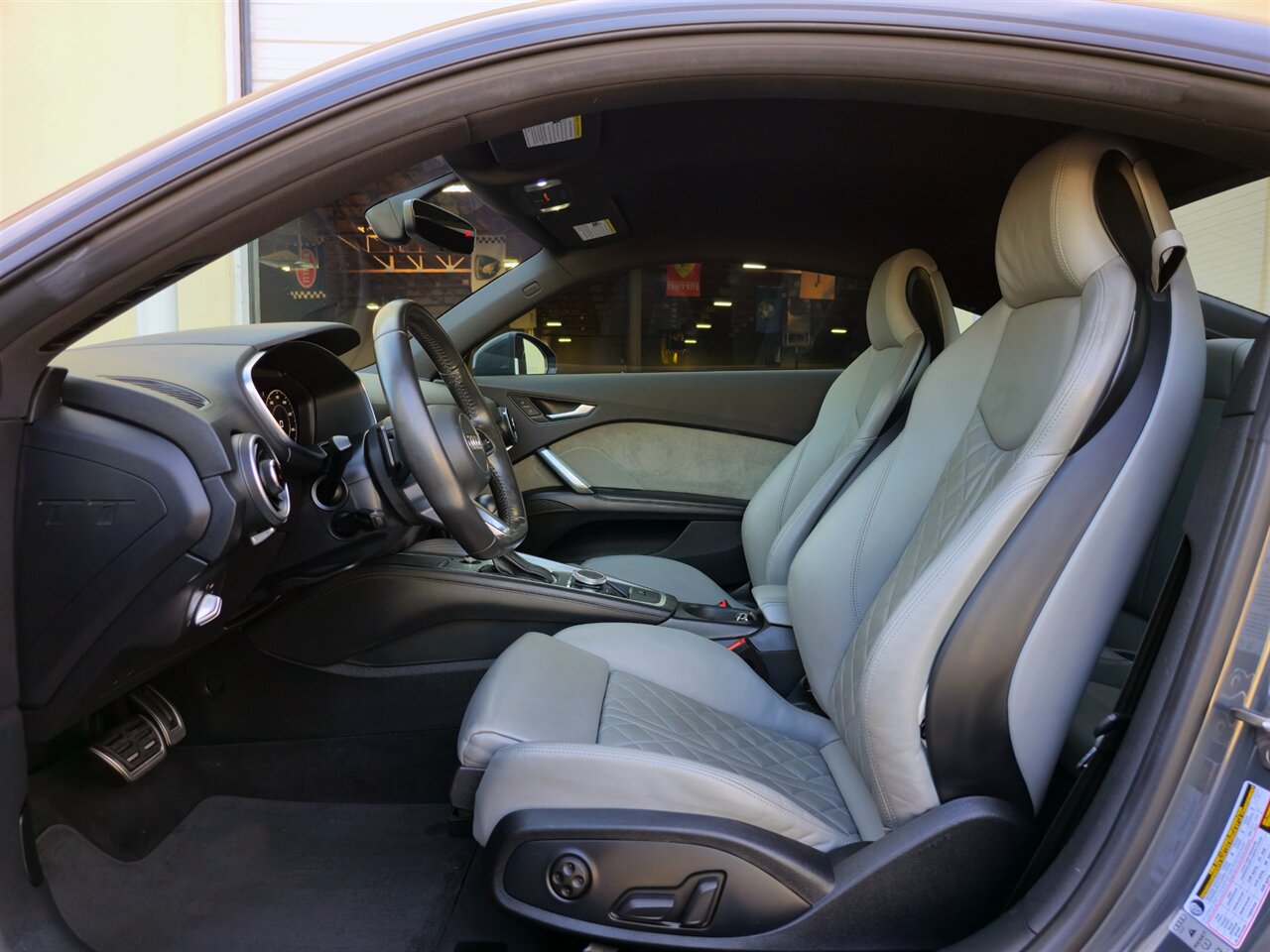 2017 Audi TT 2.0T quattro   - Photo 15 - Mesa, AZ 85215