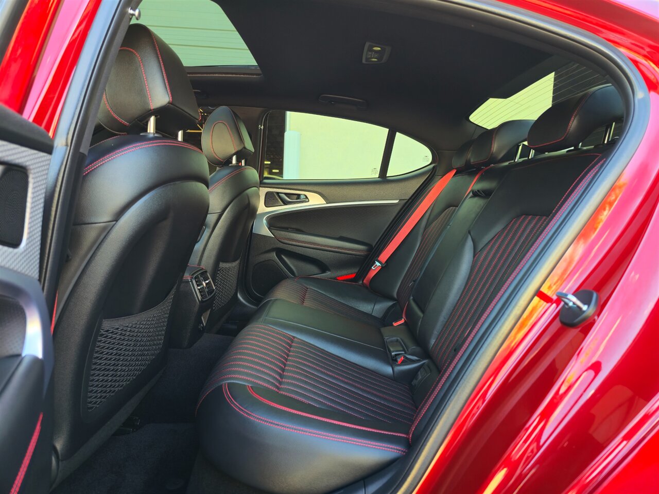 2023 Genesis G70 2.0T  SPORT PRESTIGE - Photo 32 - Mesa, AZ 85215