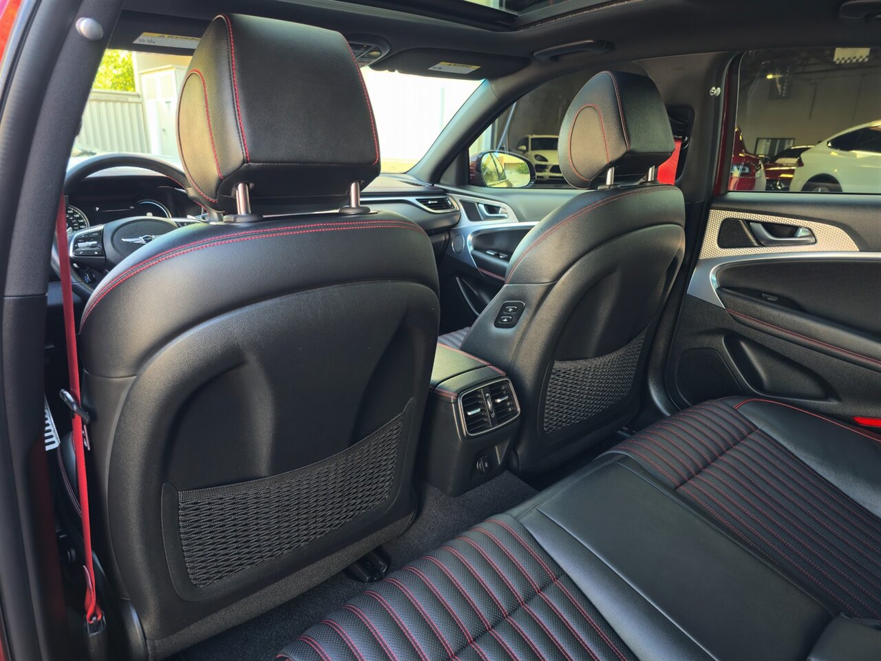 2023 Genesis G70 2.0T  SPORT PRESTIGE - Photo 34 - Mesa, AZ 85215
