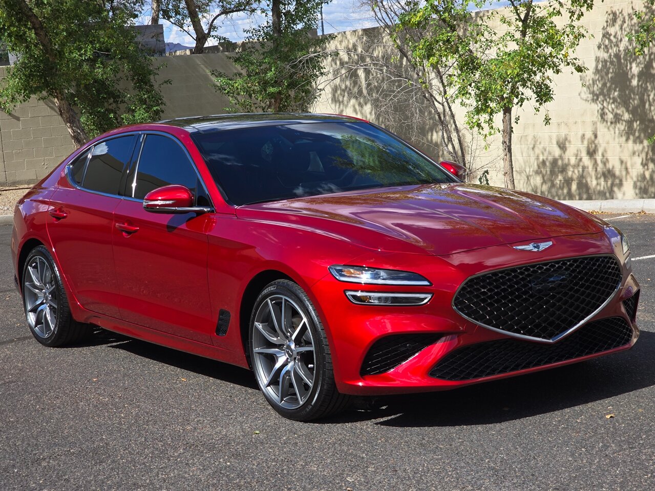 2023 Genesis G70 2.0T  SPORT PRESTIGE - Photo 2 - Mesa, AZ 85215