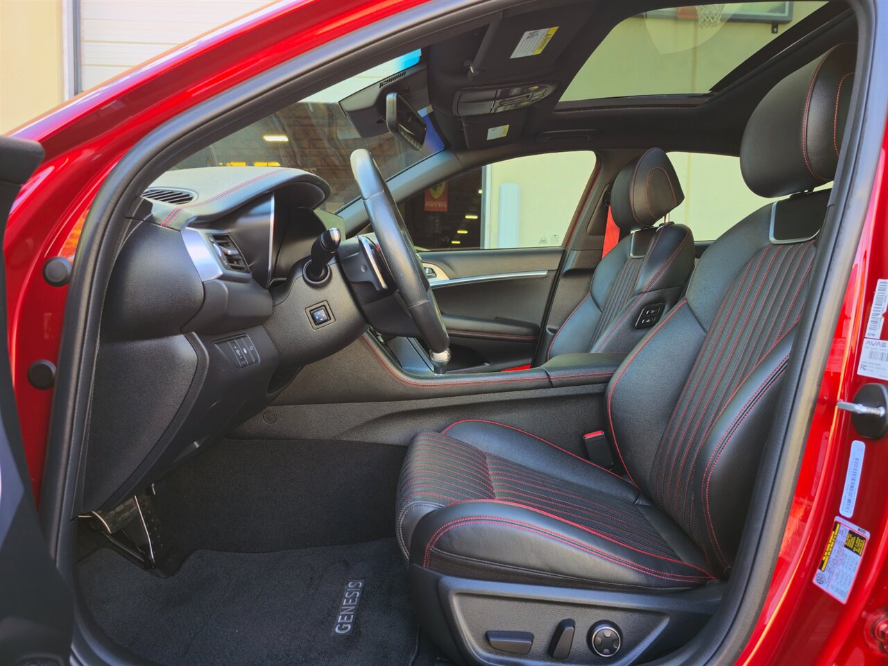 2023 Genesis G70 2.0T  SPORT PRESTIGE - Photo 14 - Mesa, AZ 85215