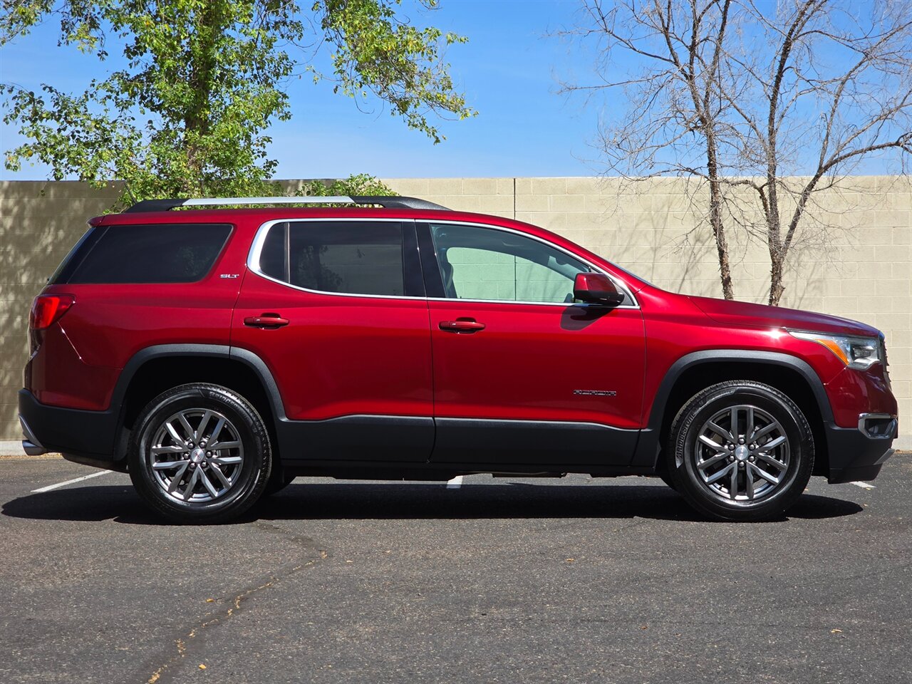 2017 GMC Acadia SLT-1 - Photo 11 - Mesa, AZ 85215