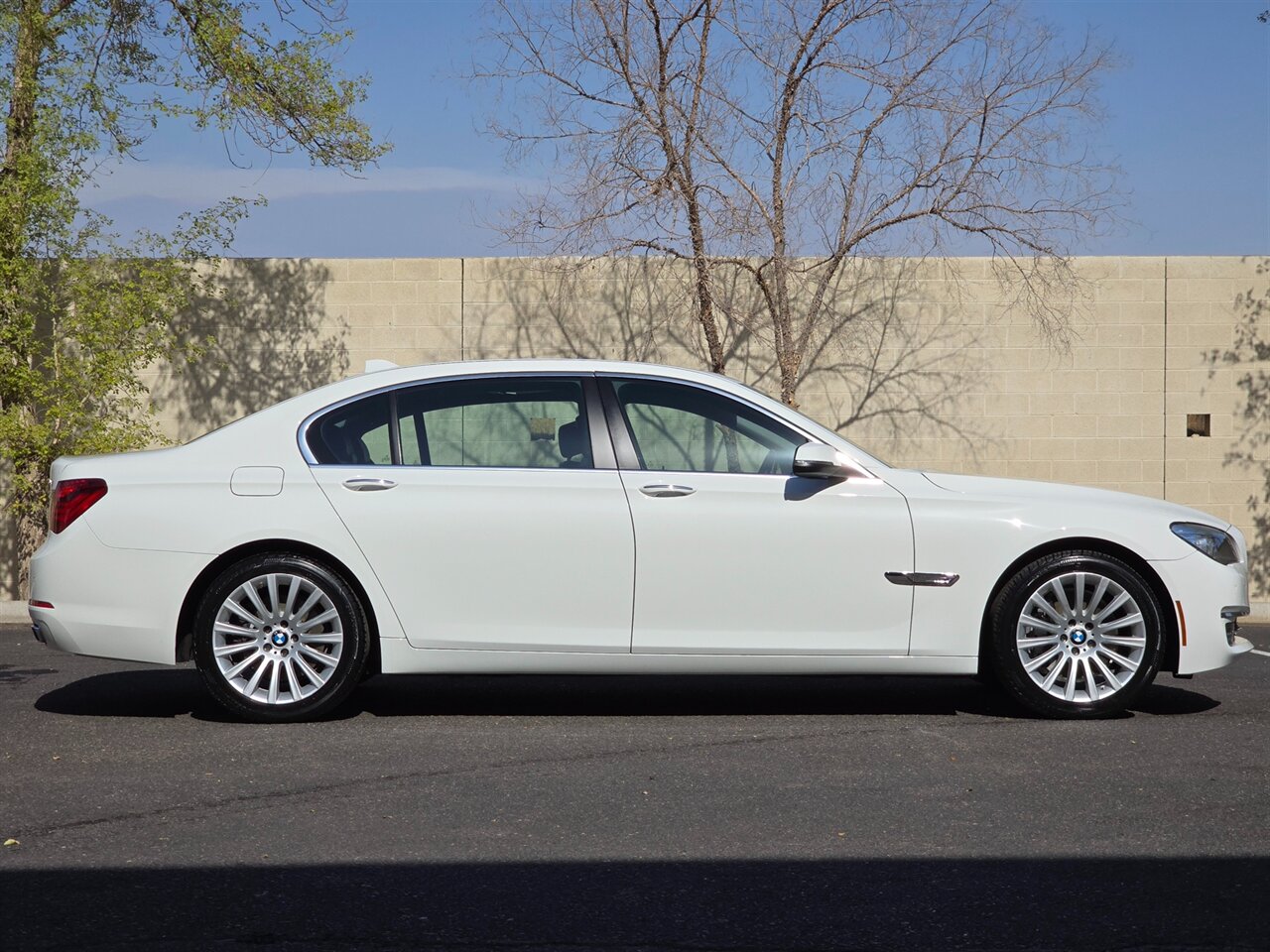 2013 BMW 740Li - Photo 11 - Mesa, AZ 85215