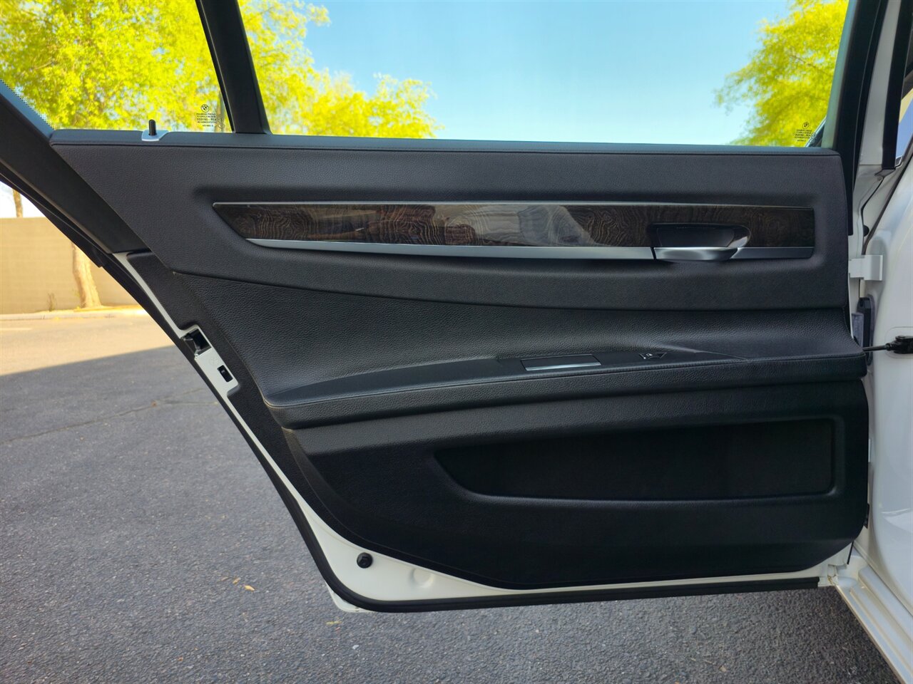 2013 BMW 740Li - Photo 33 - Mesa, AZ 85215