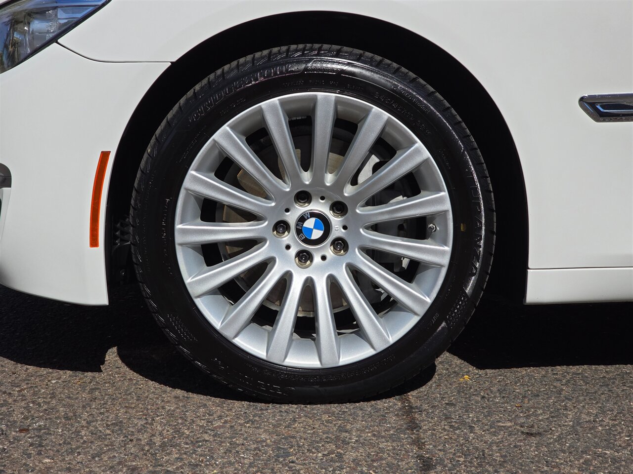 2013 BMW 740Li - Photo 40 - Mesa, AZ 85215