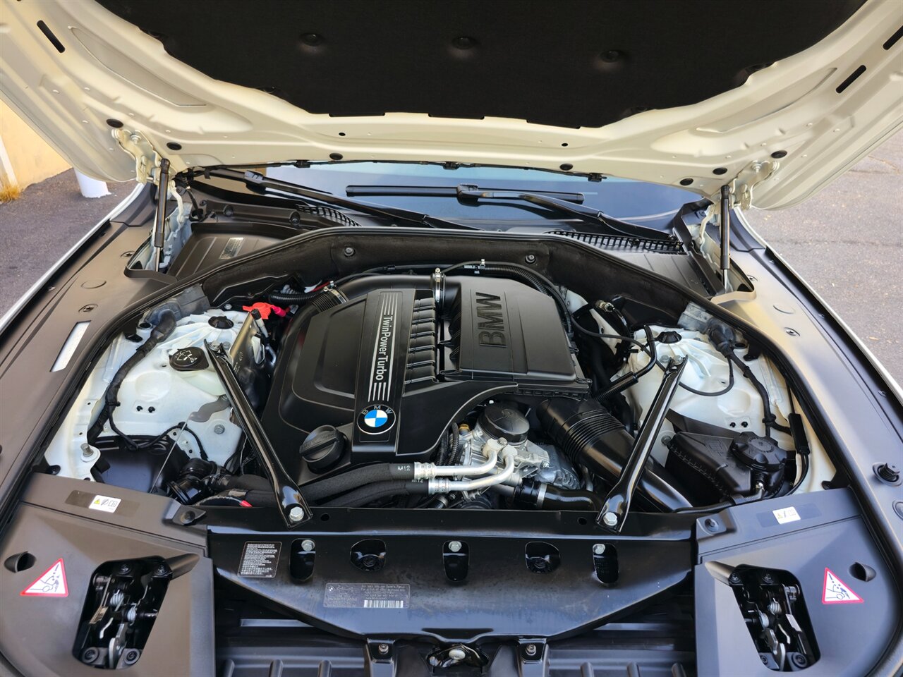 2013 BMW 740Li - Photo 37 - Mesa, AZ 85215