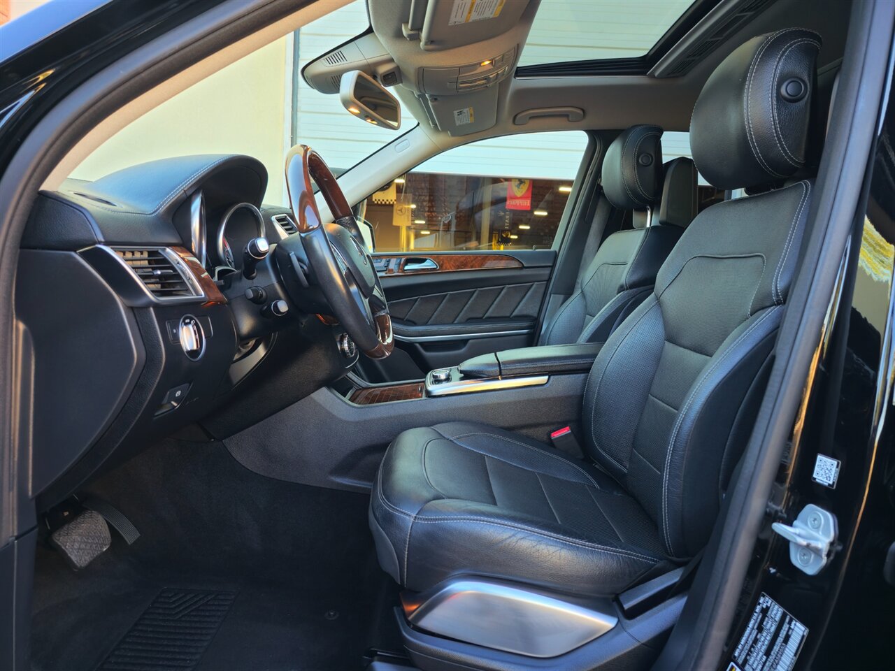 2015 Mercedes-Benz GL 550 4MATIC   - Photo 12 - Mesa, AZ 85215