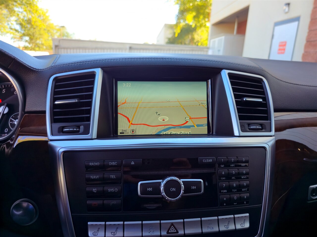 2015 Mercedes-Benz GL 550 4MATIC   - Photo 17 - Mesa, AZ 85215