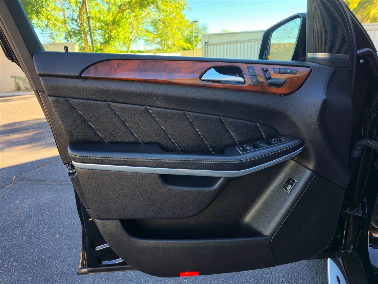 2015 Mercedes-Benz GL 550 4MATIC   - Photo 10 - Mesa, AZ 85215
