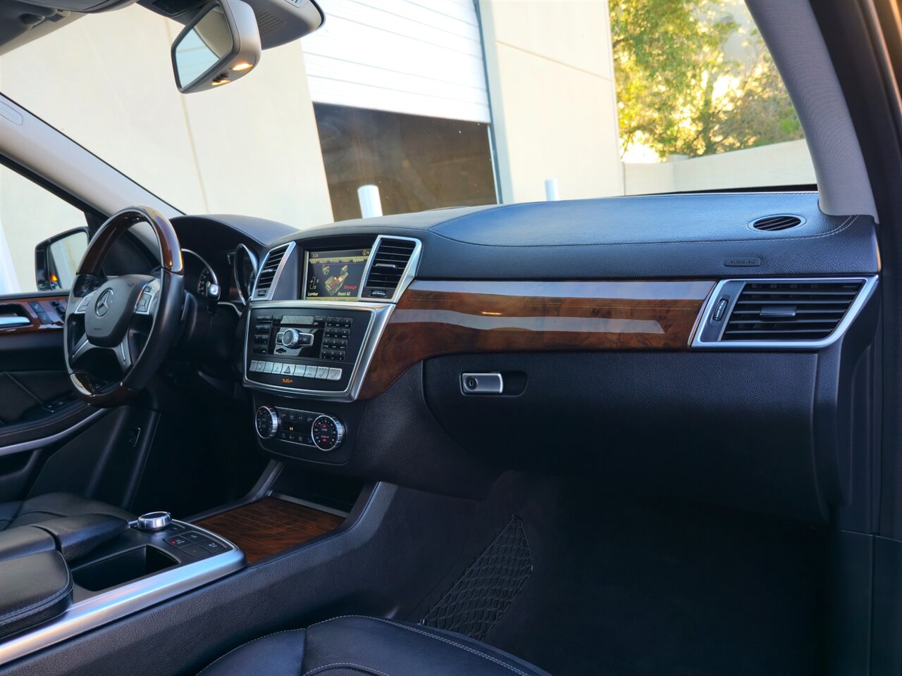 2015 Mercedes-Benz GL 550 4MATIC   - Photo 24 - Mesa, AZ 85215