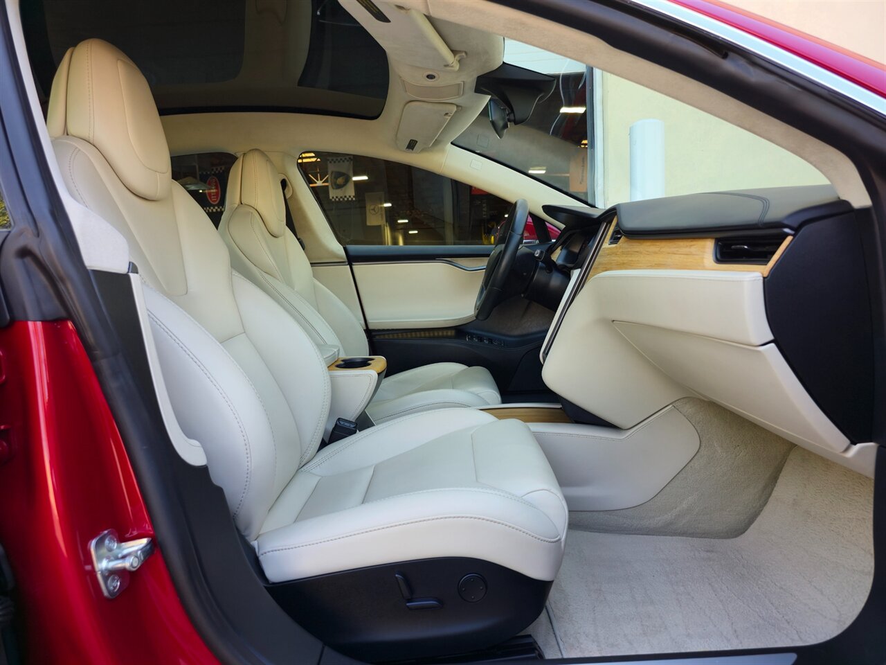 2018 Tesla Model S 75D - Photo 25 - Mesa, AZ 85215
