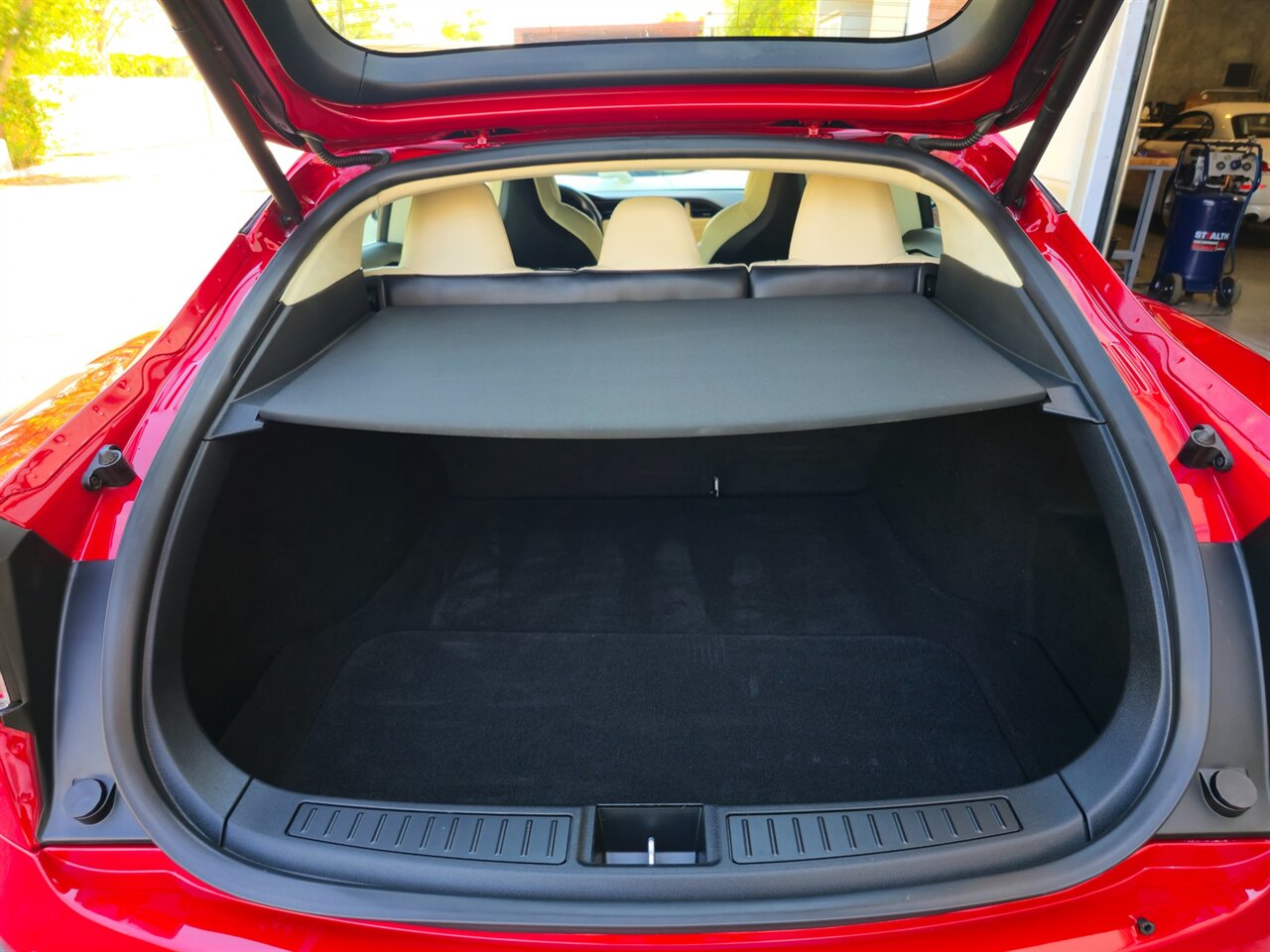 2018 Tesla Model S 75D - Photo 33 - Mesa, AZ 85215