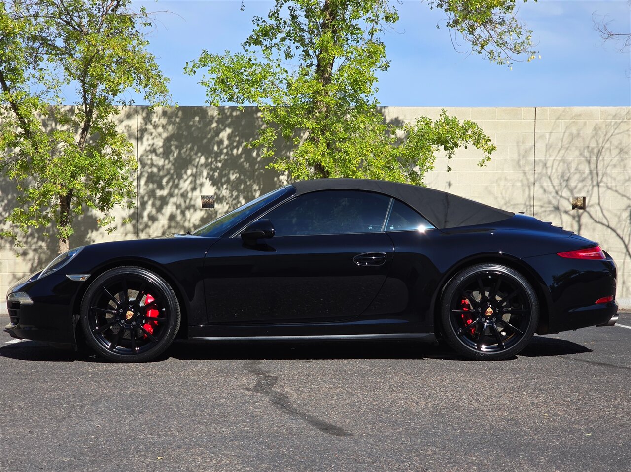 2013 Porsche 911 Carrera 4S Cabriolet - Photo 9 - Mesa, AZ 85215
