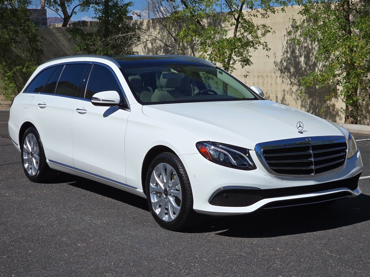 2018 Mercedes-Benz E 400 4MATIC Wagon - Photo 2 - Mesa, AZ 85215