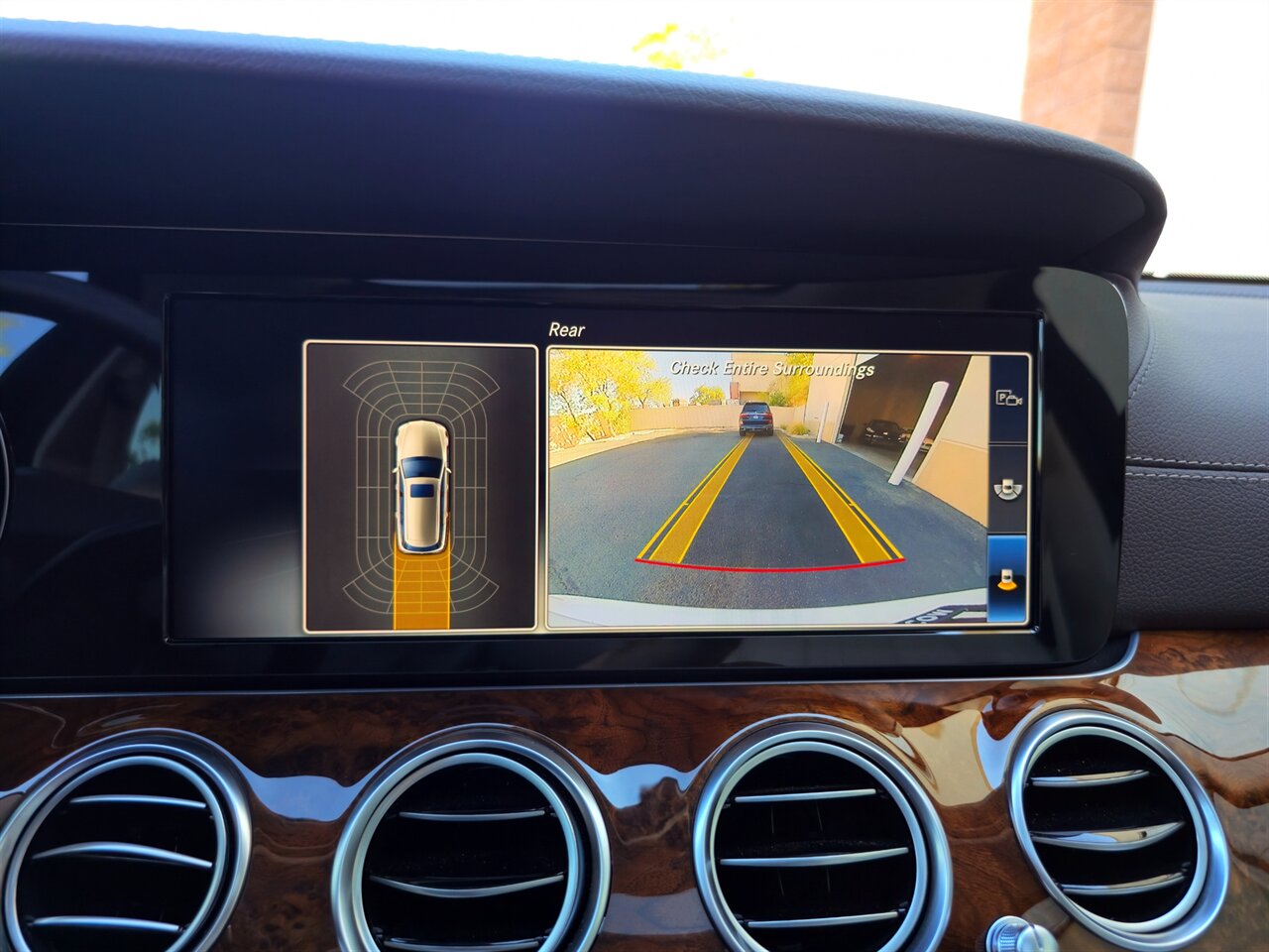 2018 Mercedes-Benz E 400 4MATIC Wagon - Photo 18 - Mesa, AZ 85215