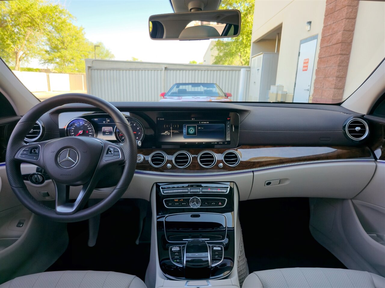 2018 Mercedes-Benz E 400 4MATIC Wagon - Photo 14 - Mesa, AZ 85215