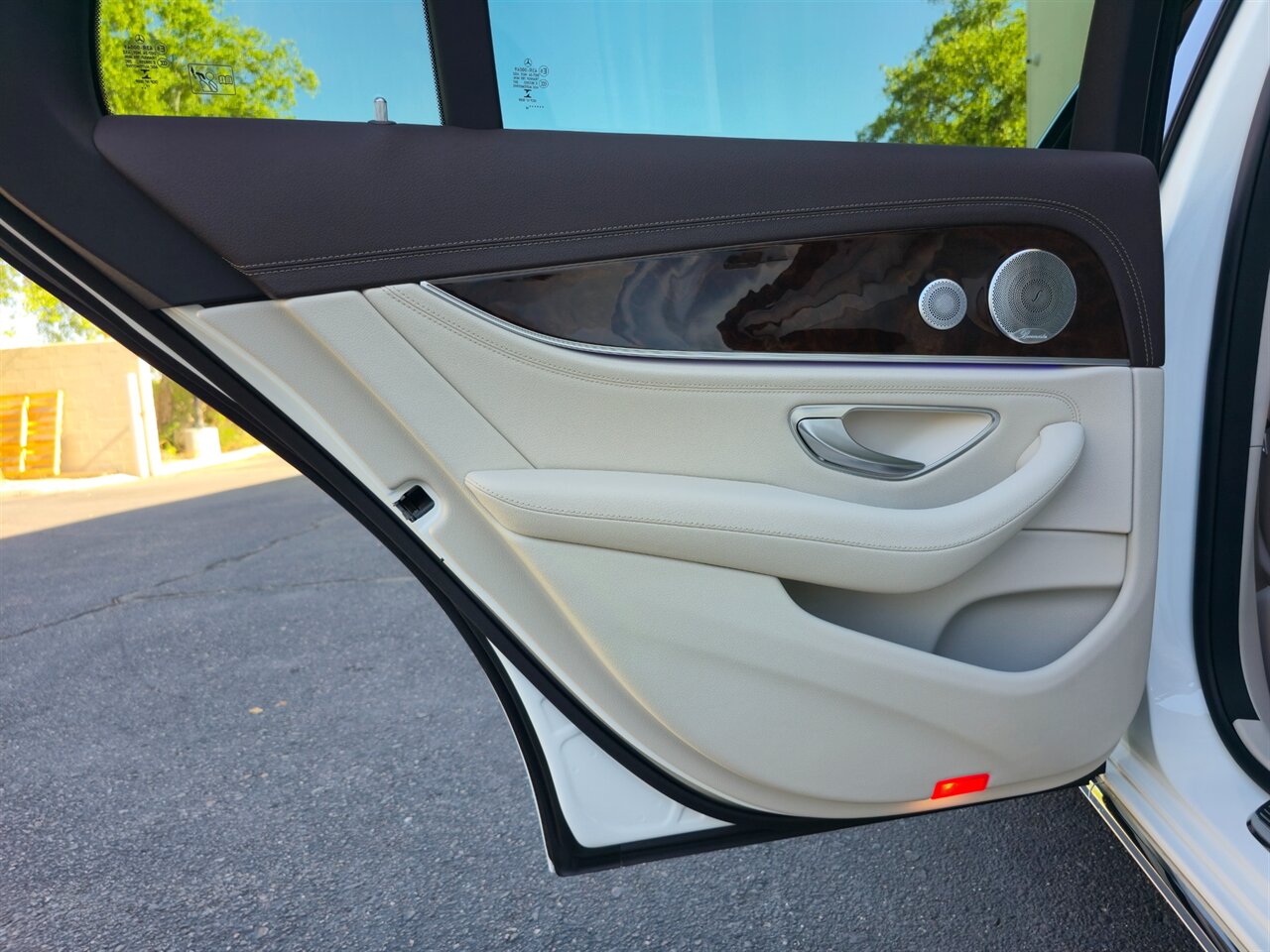 2018 Mercedes-Benz E 400 4MATIC Wagon - Photo 25 - Mesa, AZ 85215