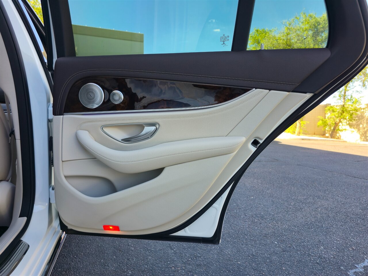 2018 Mercedes-Benz E 400 4MATIC Wagon - Photo 29 - Mesa, AZ 85215
