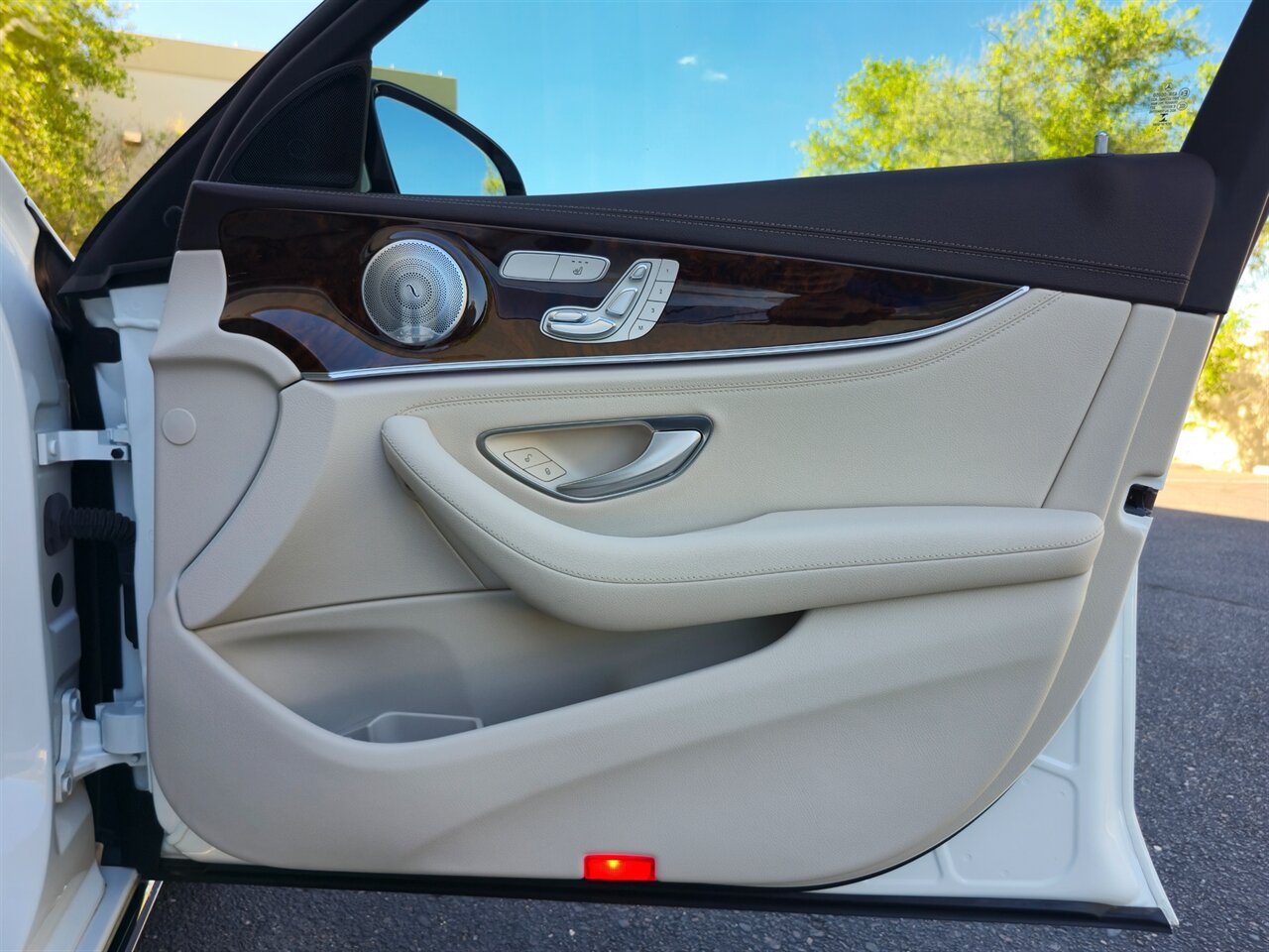 2018 Mercedes-Benz E 400 4MATIC Wagon - Photo 20 - Mesa, AZ 85215