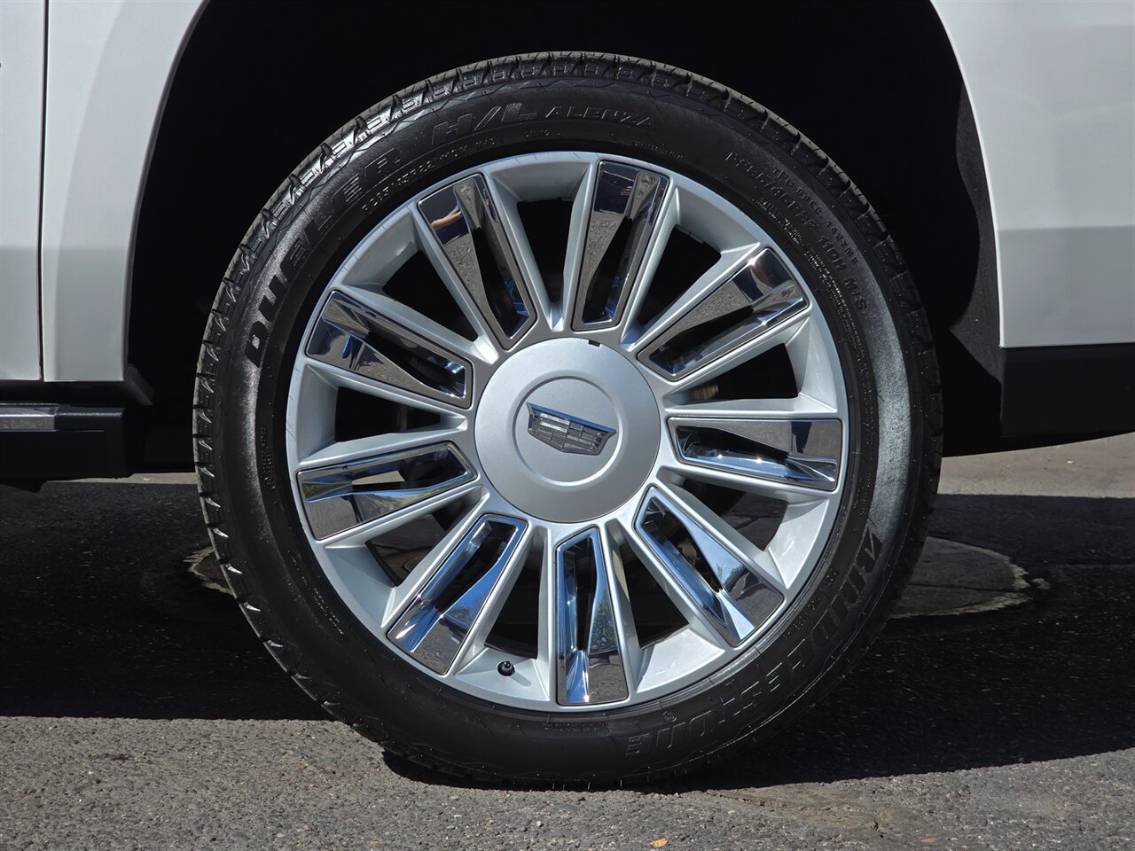 2018 Cadillac Escalade ESV Platinum   - Photo 49 - Mesa, AZ 85215