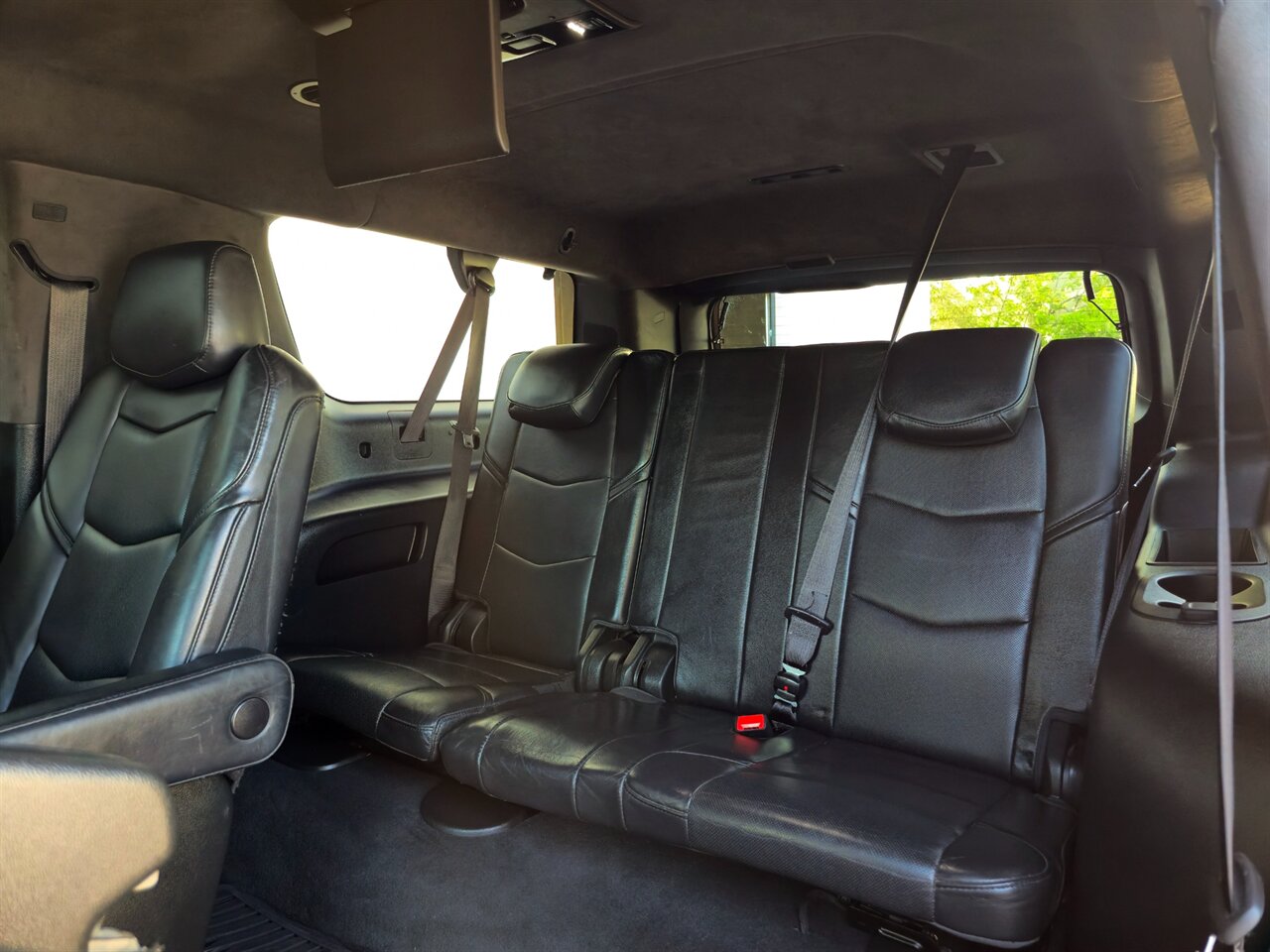 2018 Cadillac Escalade ESV Platinum   - Photo 37 - Mesa, AZ 85215