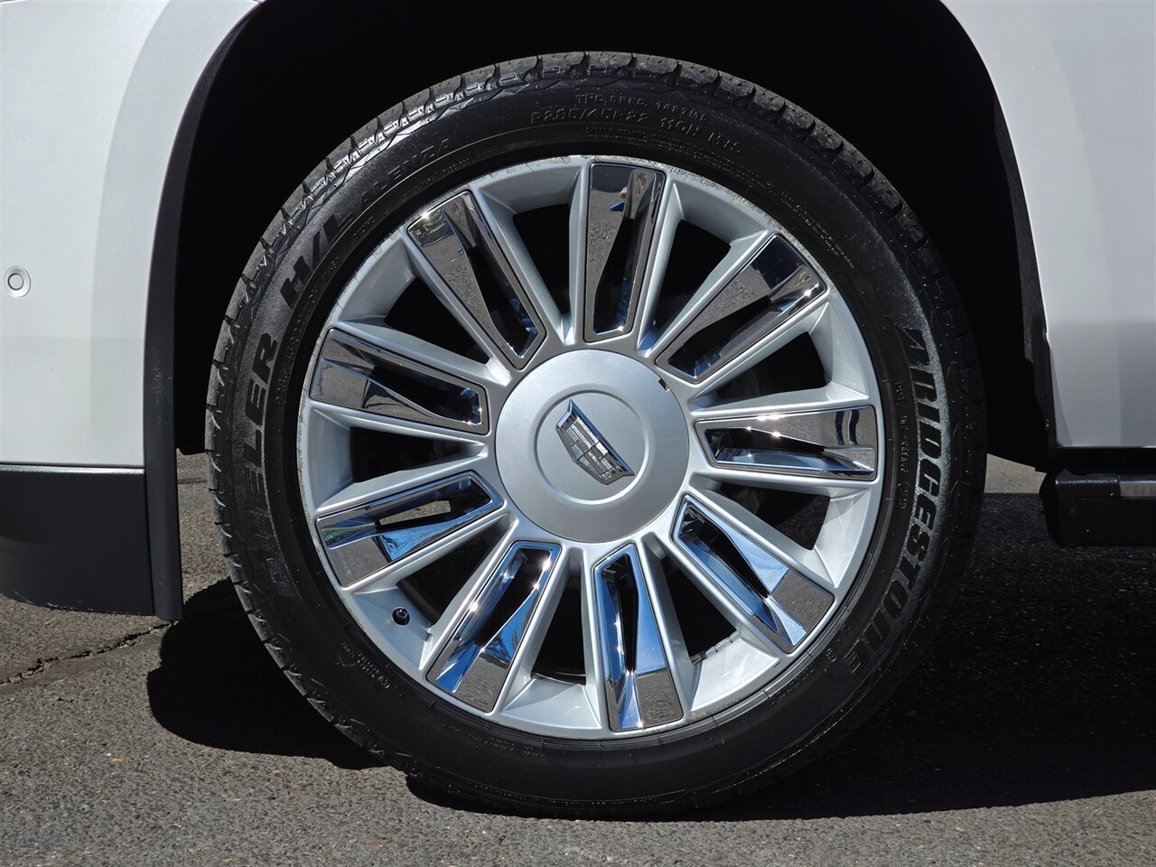 2018 Cadillac Escalade ESV Platinum   - Photo 50 - Mesa, AZ 85215