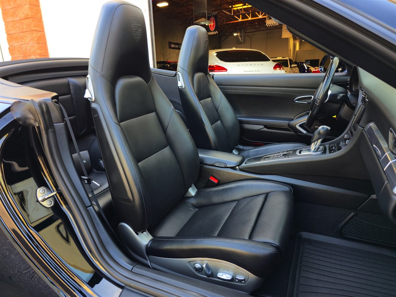 2016 Porsche 911 Carrera S Cabriolet - Photo 30 - Mesa, AZ 85215