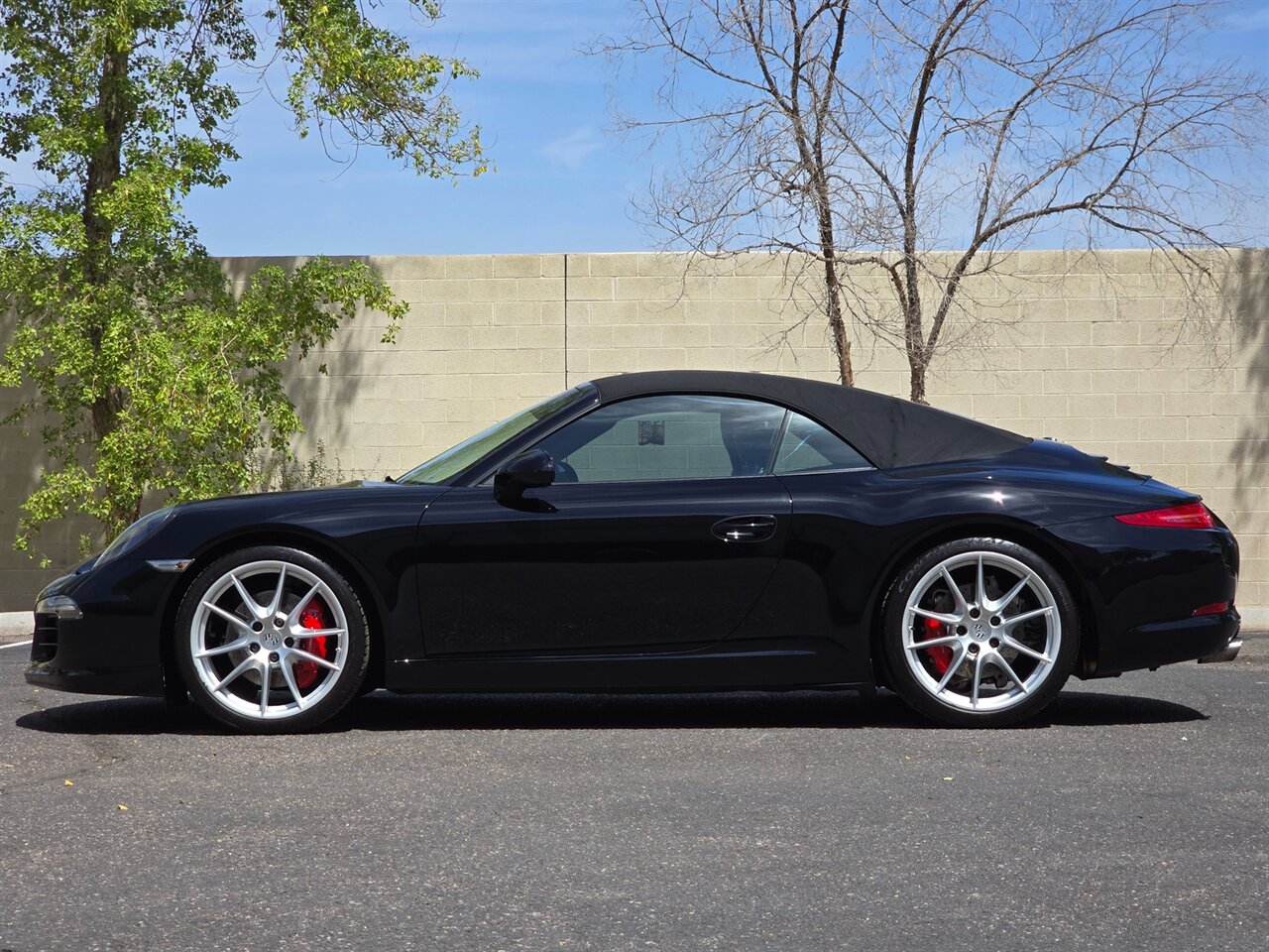 2016 Porsche 911 Carrera S Cabriolet - Photo 9 - Mesa, AZ 85215