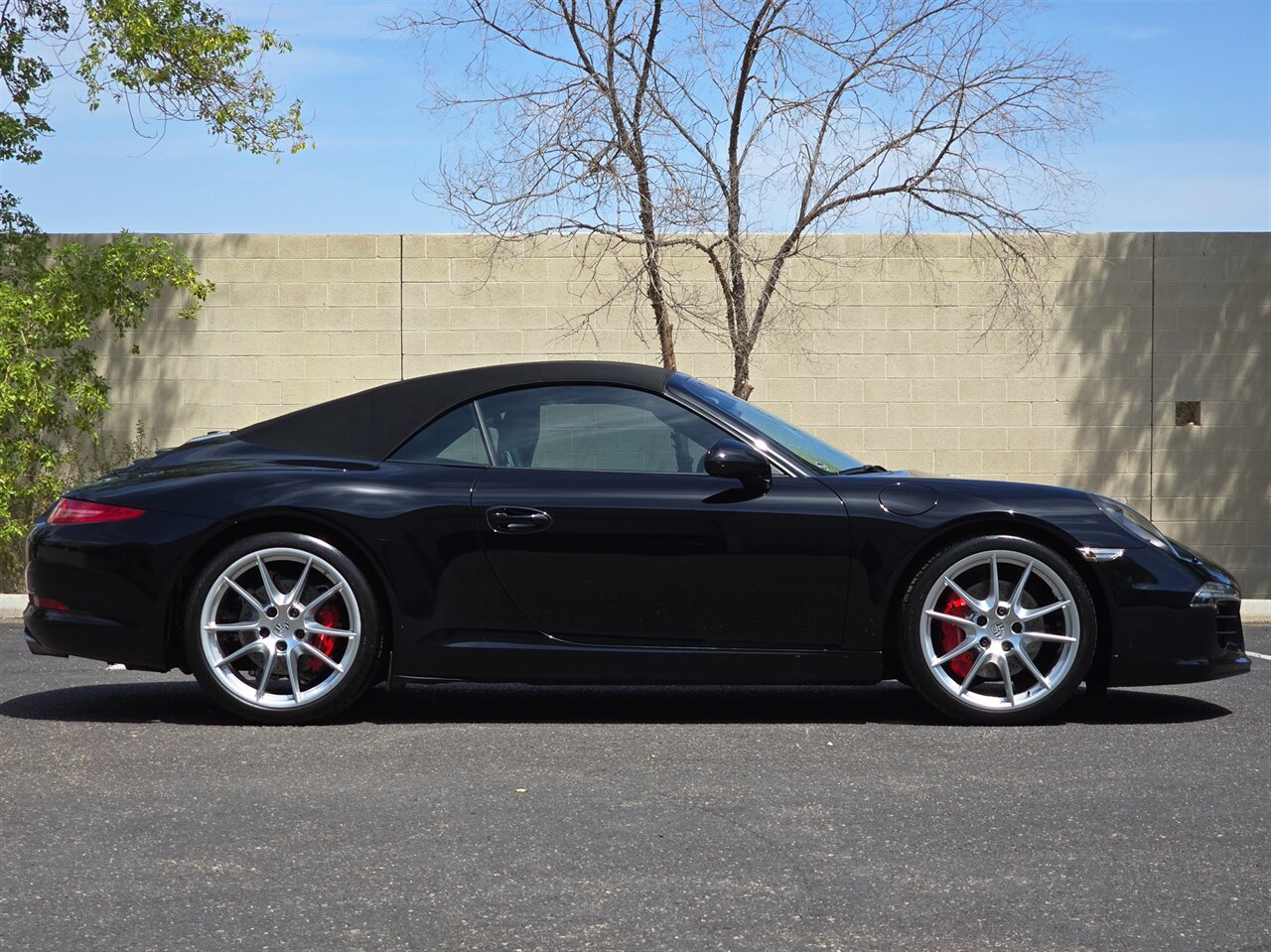 2016 Porsche 911 Carrera S Cabriolet - Photo 13 - Mesa, AZ 85215