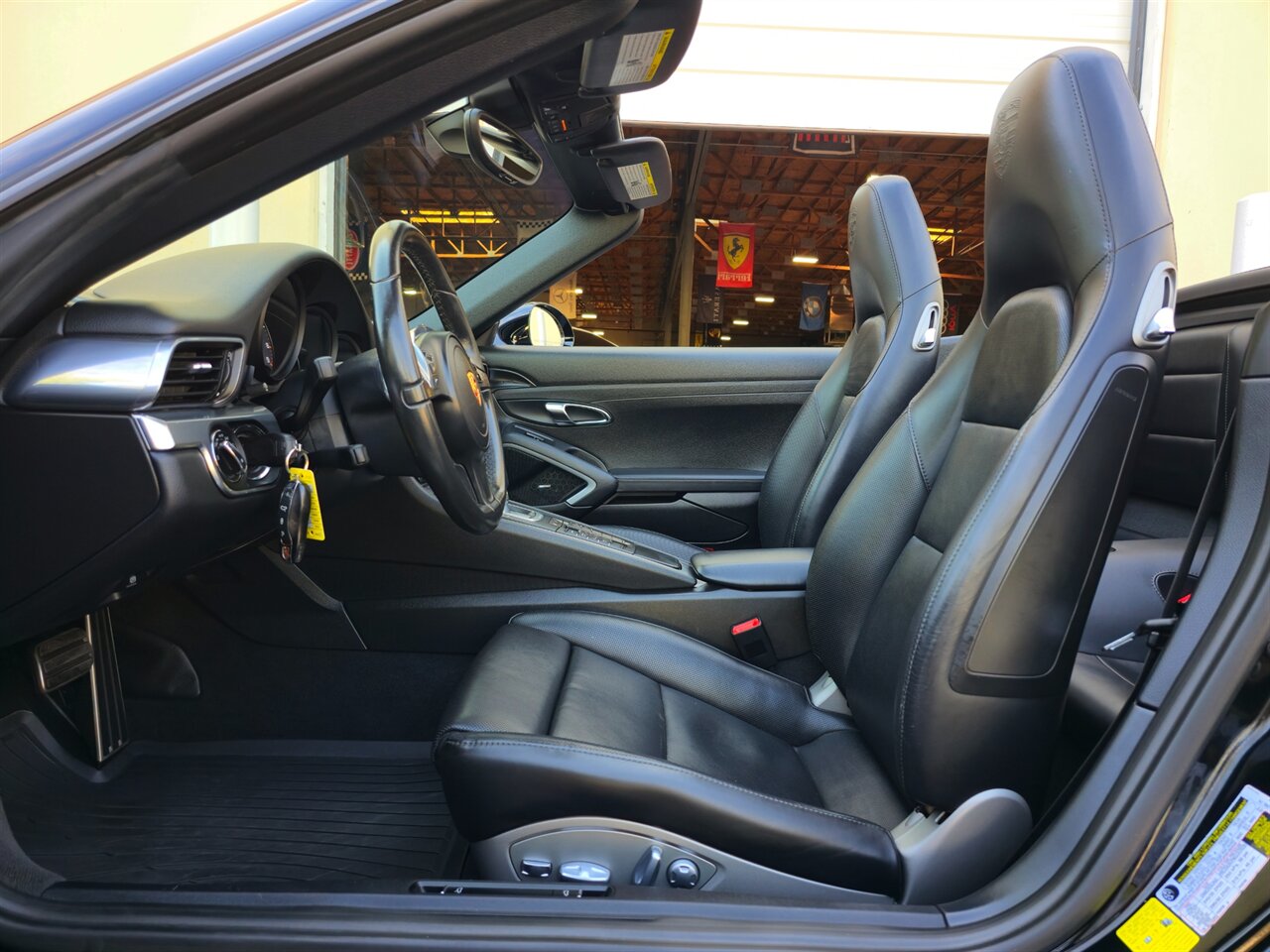 2016 Porsche 911 Carrera S Cabriolet - Photo 18 - Mesa, AZ 85215