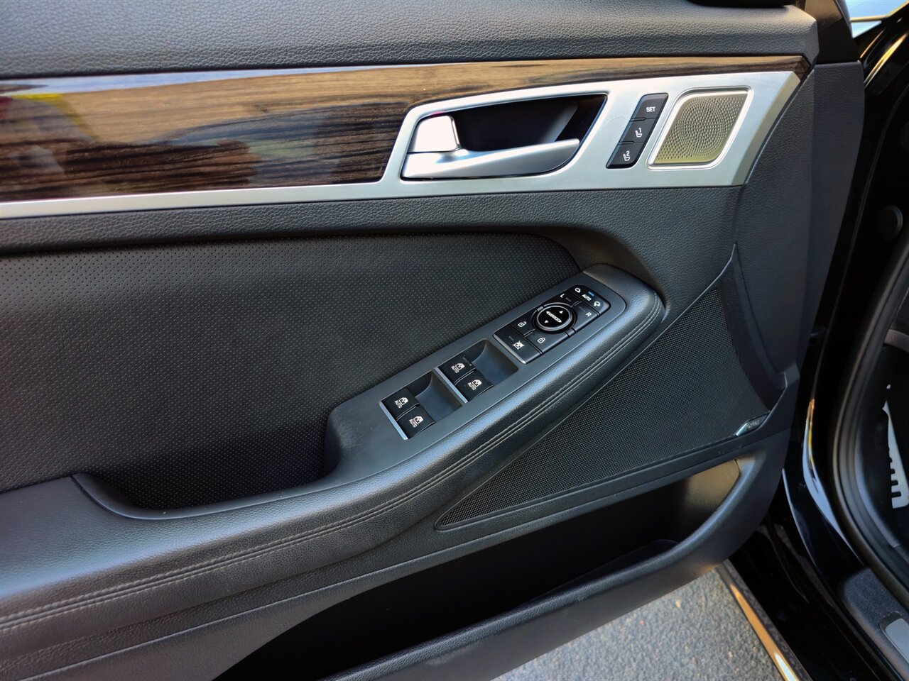 2020 Genesis G80 RWD 3.8 - Photo 13 - Mesa, AZ 85215
